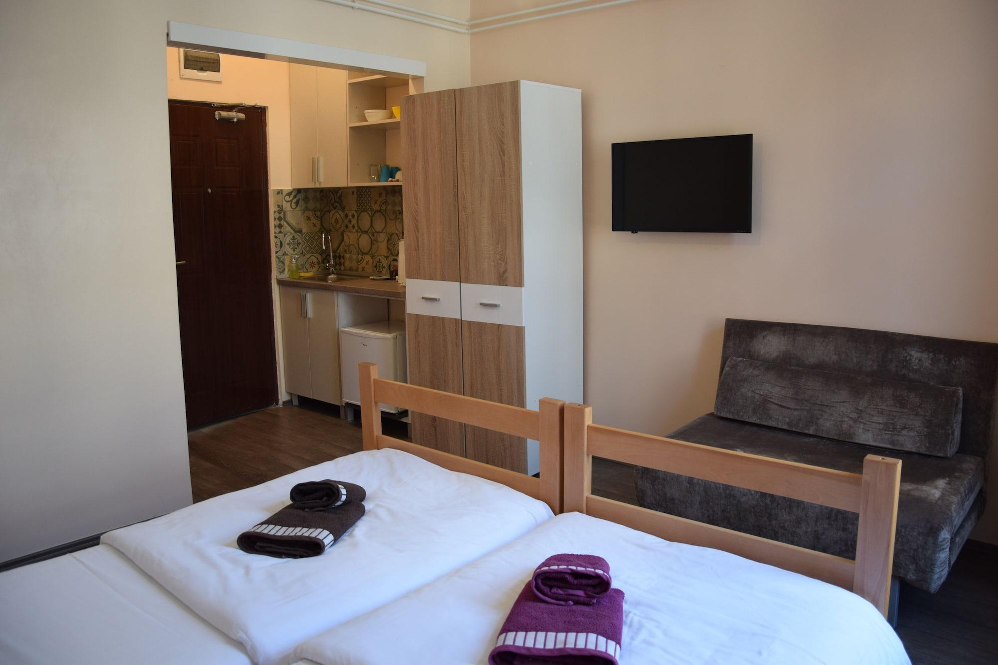 Roommates Hostel เบลเกรด ภายนอก รูปภาพ