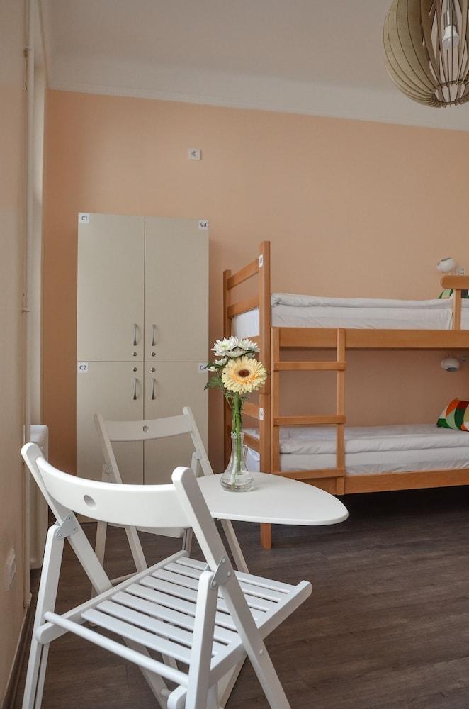 Roommates Hostel เบลเกรด ภายนอก รูปภาพ