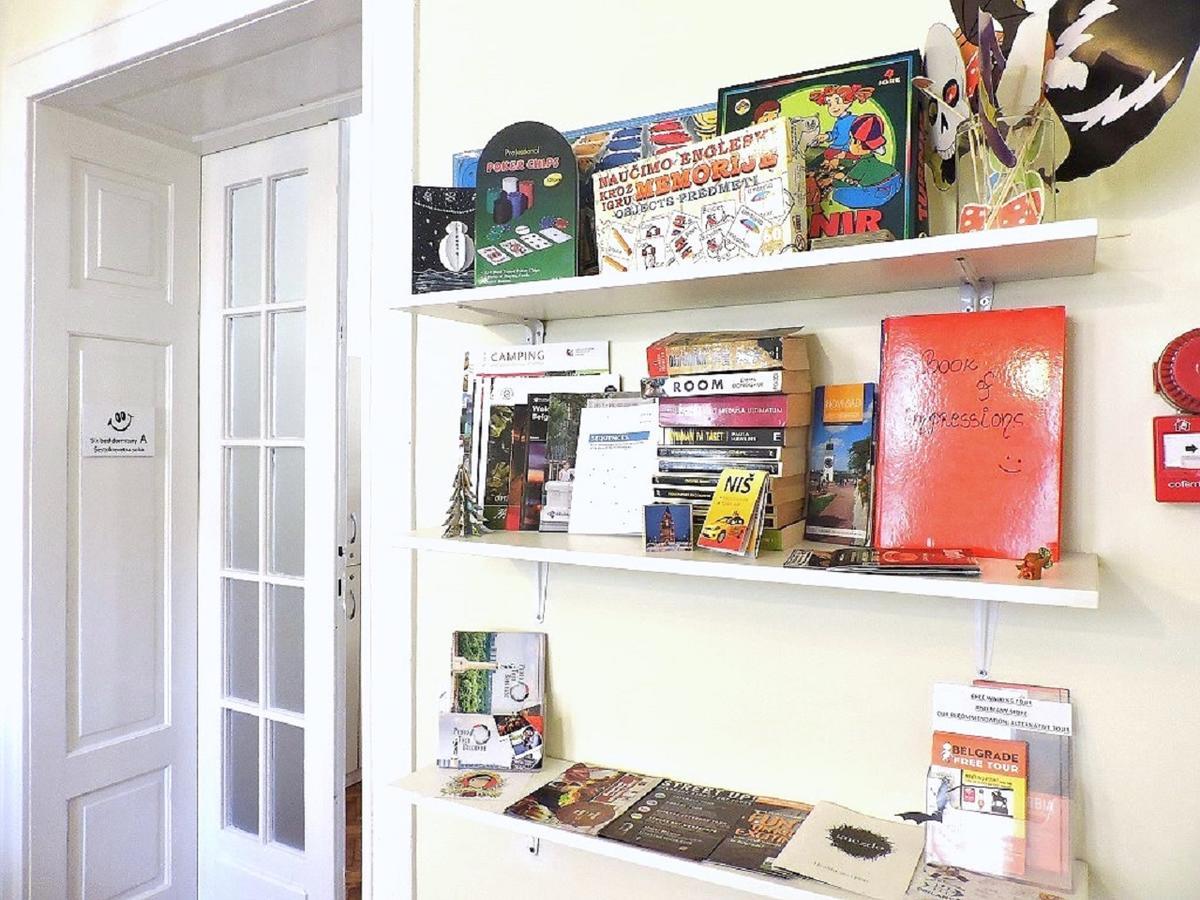 Roommates Hostel เบลเกรด ภายนอก รูปภาพ